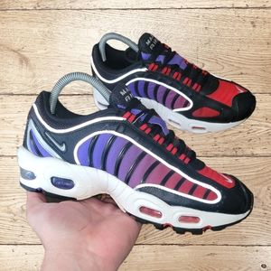 Nike AirMax Tailwind IV Black Red Womens 8.5